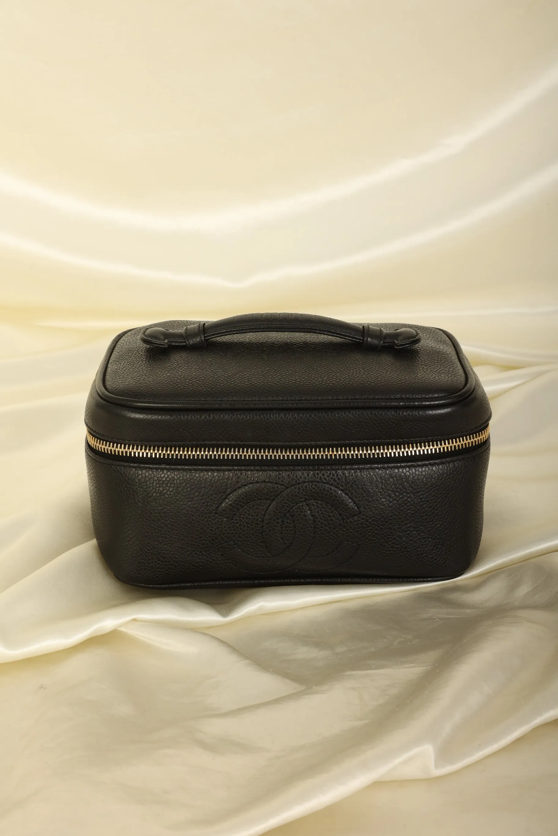 Chanel Caviar Mini Timeless Vanity