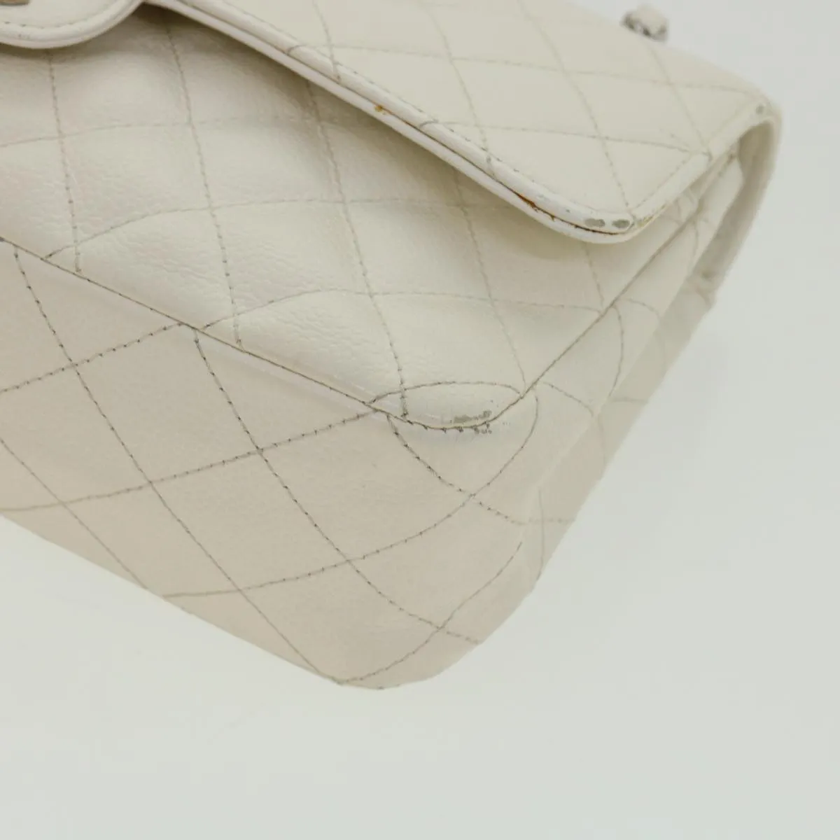 Chanel cream Leather Timeless shoulder bag