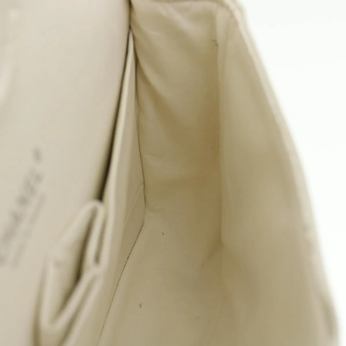 Chanel cream Leather Timeless shoulder bag