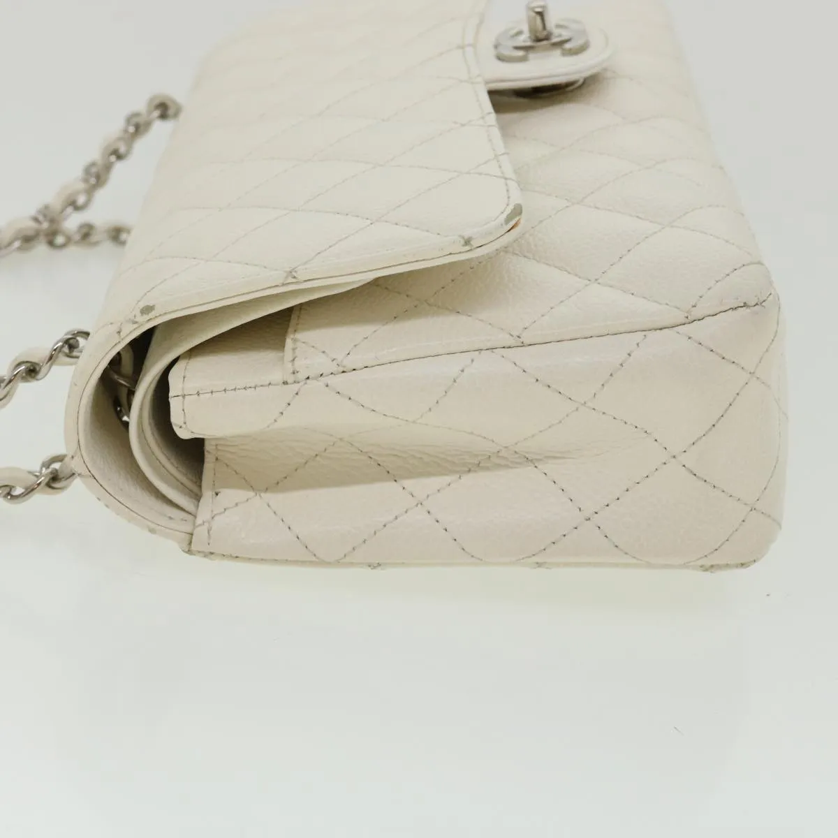 Chanel cream Leather Timeless shoulder bag