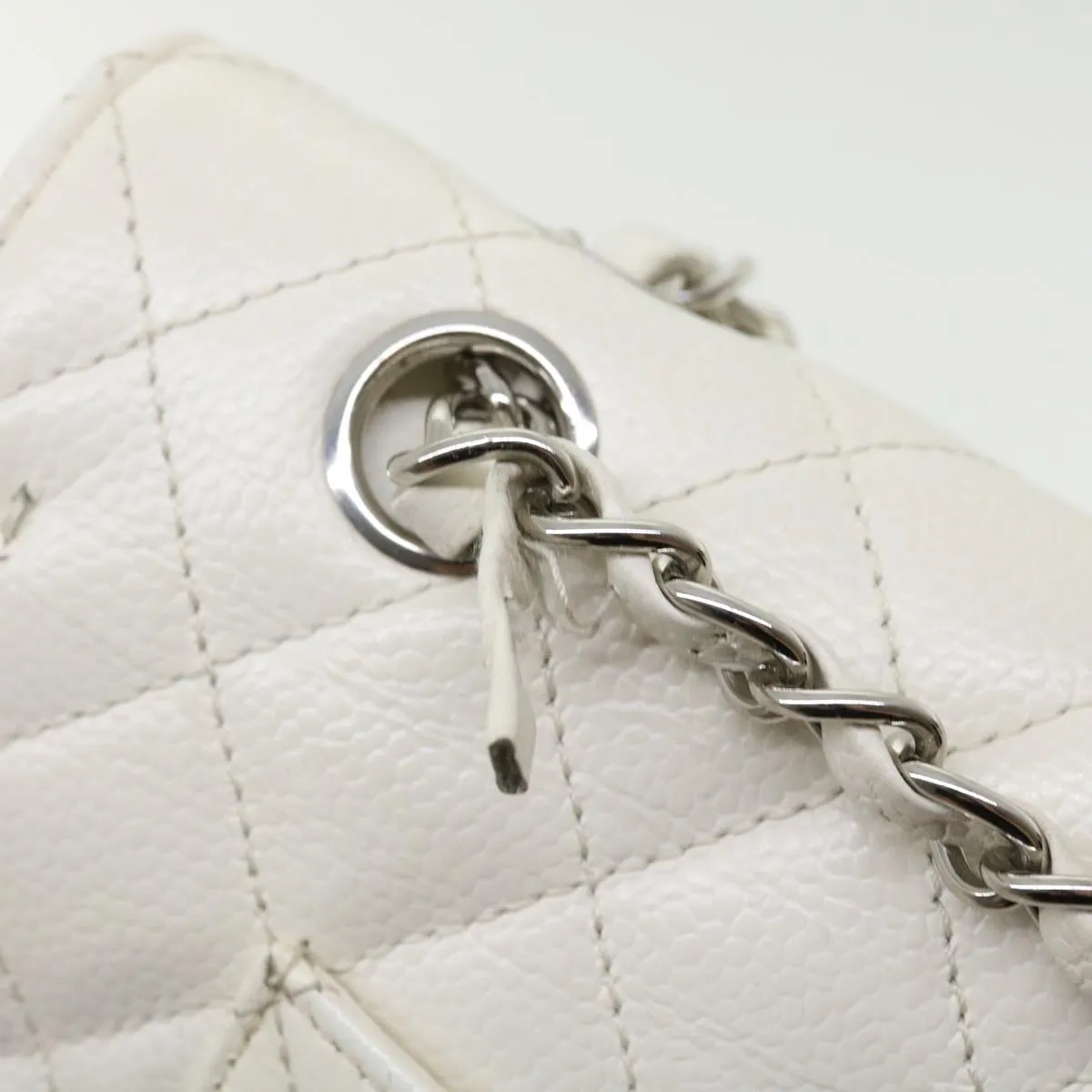 Chanel cream Leather Timeless shoulder bag