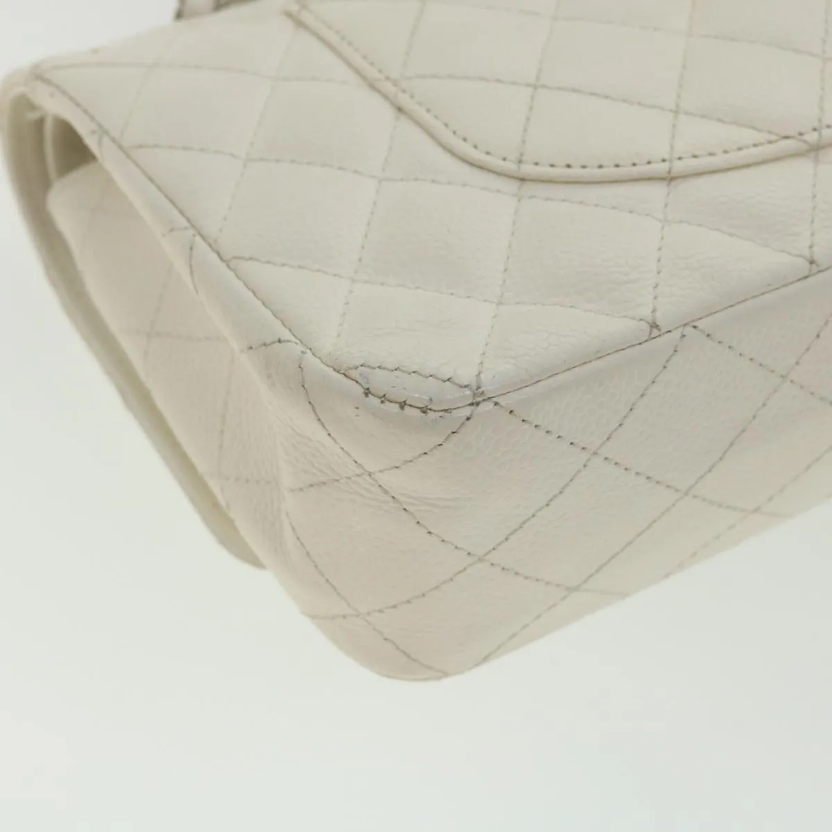 Chanel cream Leather Timeless shoulder bag