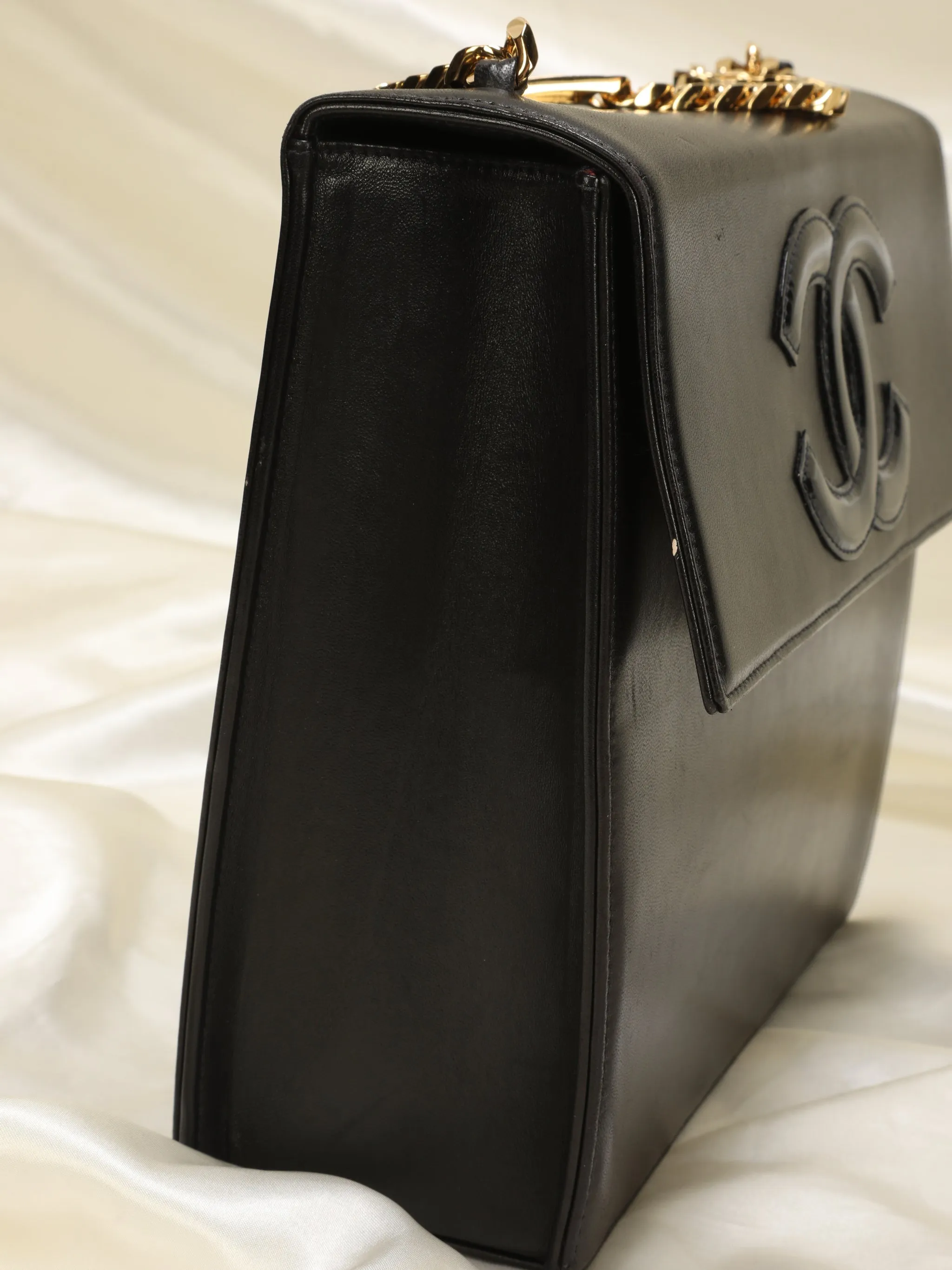 Extremely Rare Chanel Timeless Curb Chain Bag